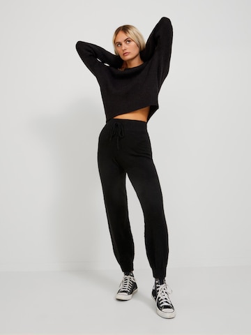 JJXX - Tapered Pantalón 'EMMY' en negro