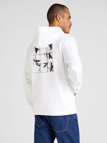 Calvin Klein Jeans Sweatshirt in Weiß: Vorderseite