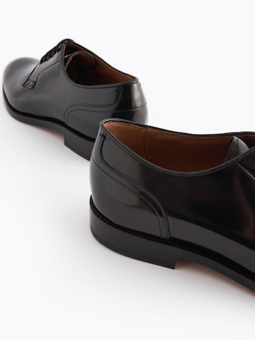 Next - Sapato com atacadores em preto