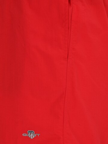 Pantaloncini da bagno di GANT in rosso