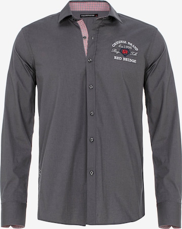 Redbridge Regular fit Button Up Shirt 'Pomona' in Grey: front