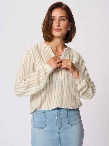 Kaffe Blouse 'KAMilia' in Wit: voorkant