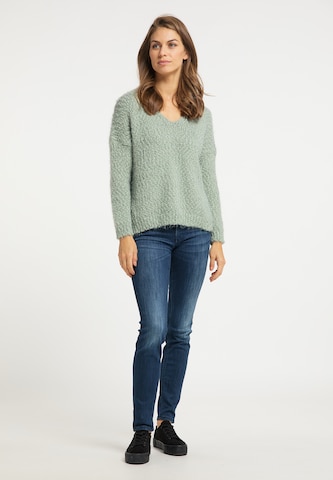 Usha Sweater in Green