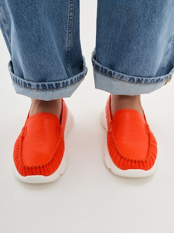 CESARE GASPARI Moccasins in Orange