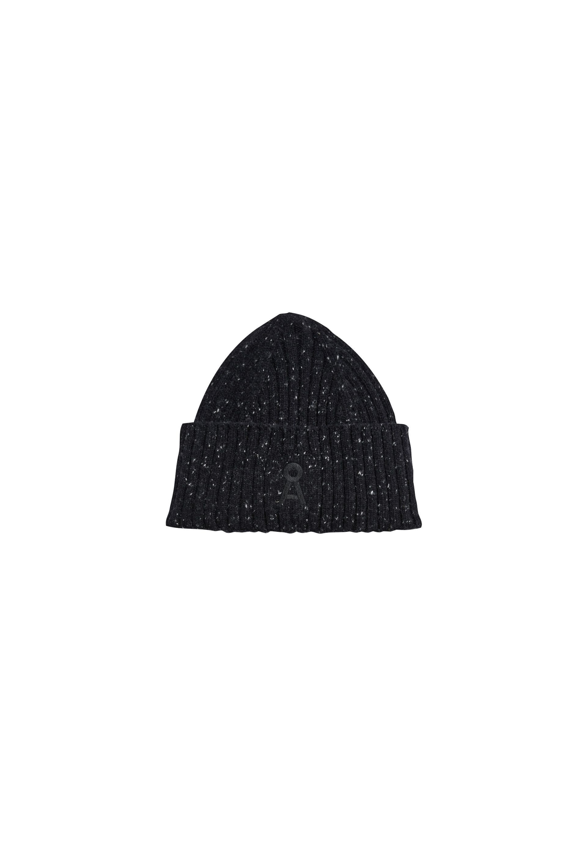 ARMEDANGELS Beanie in Black: front