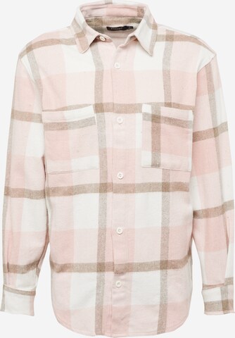 Fit confort Chemise BURTON MENSWEAR LONDON en rose : devant