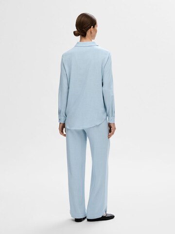 SELECTED FEMME Loose fit Trousers 'Viva-Gulia' in Blue