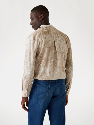 GUESS Regular fit Button Up Shirt in Beige