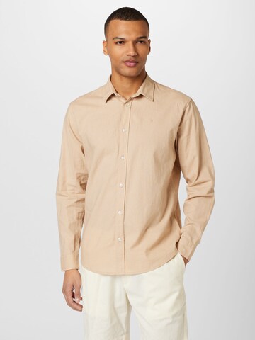 Coupe regular Chemise Clean Cut Copenhagen en beige : devant