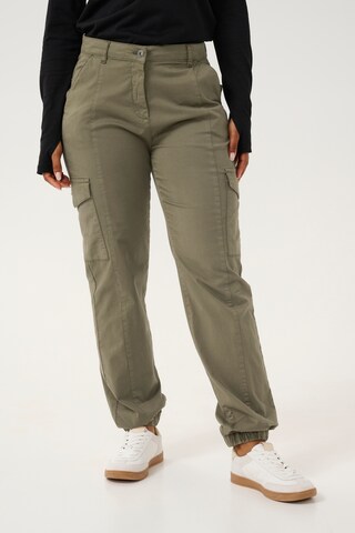 Effilé Pantalon cargo 'Mika' Love Copenhagen en vert : devant