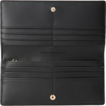 TOMMY HILFIGER Wallet in Black