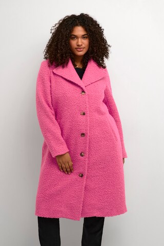 Manteau mi-saison 'Anni' KAFFE CURVE en rose : devant