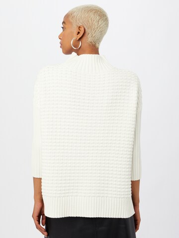 FRENCH CONNECTION Sweter 'MOZART' w kolorze biały