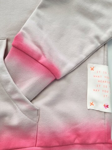 LIKS. Munich Bluzka sportowa 'Hoodie mit Patch DO IT - SimonaC' w kolorze beżowy