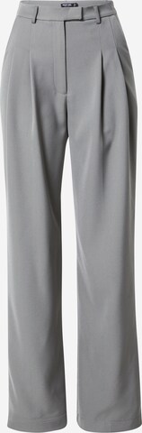 Nasty Gal Zvonové kalhoty Kalhoty se sklady v pase – šedá: přední strana