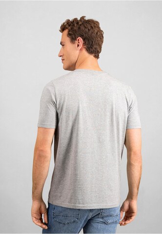 Maglietta di FYNCH-HATTON in grigio