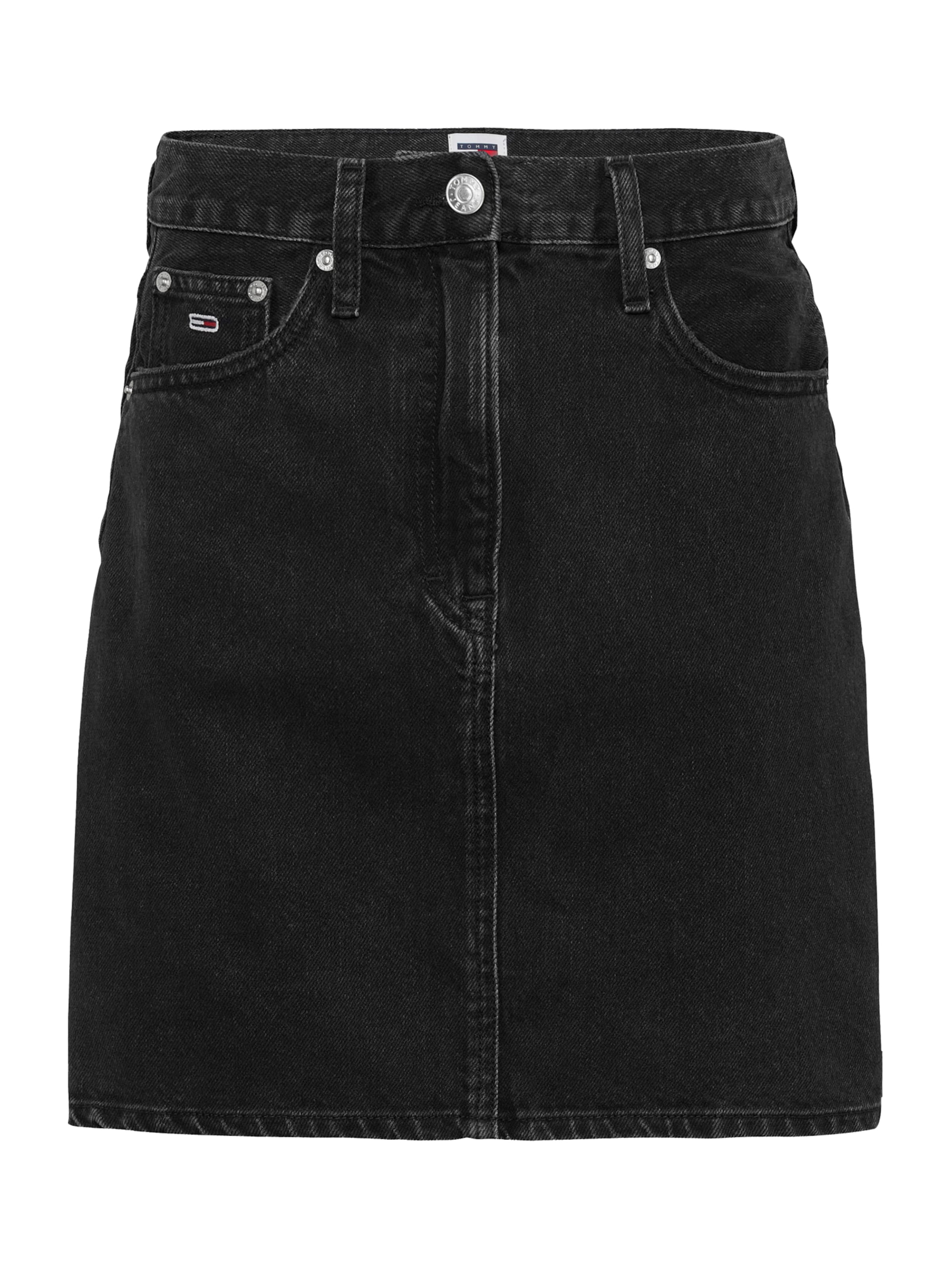 Tommy Jeans Skirt in Black: front
