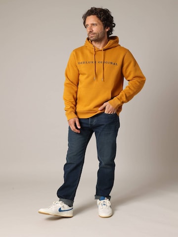 Sweat-shirt 'Ben' Deeluxe en jaune : devant