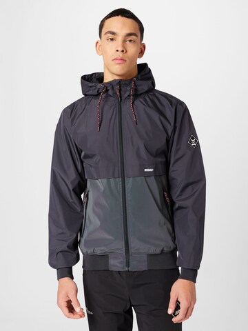 Iriedaily Regular fit Between-Season Jacket 'Resulaner' in Black: front