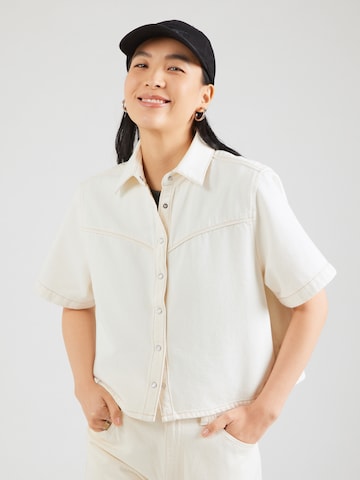 LEVI'S ® Blus 'Logan Short Sleeve Denim Shirt' i vit: framsida