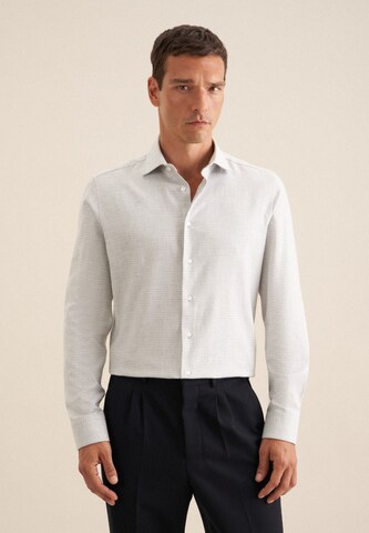 Coupe slim Chemise SEIDENSTICKER en gris : devant