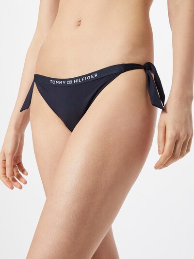 TOMMY HILFIGER Bikinihose in dunkelblau / weiß, Modelansicht