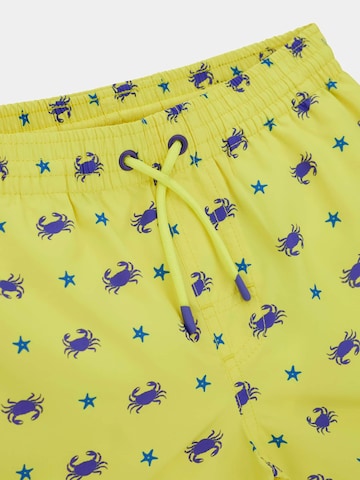 GUESS Board Shorts in Yellow