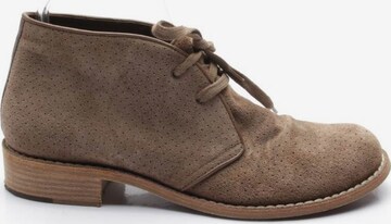 Bottega Veneta Flats & Loafers in 37,5 in Brown: front