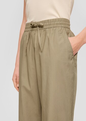 s.Oliver Loose fit Pants in Green