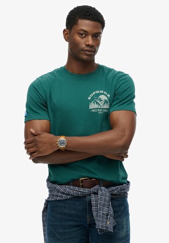 Superdry & Co Shirt 'Lo-Fi Outdoors' in Groen: voorkant