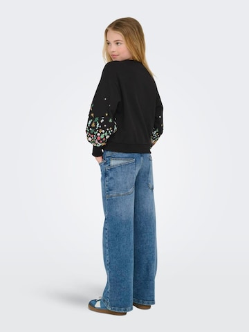ONLY GIRLS Sweatshirt 'KOGBROOKE' in Schwarz