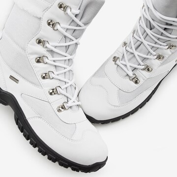 LASCANA Snow Boots in White