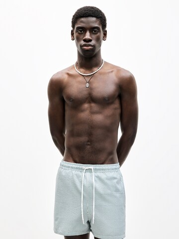 Pull&Bear Plavecké šortky - Zelená