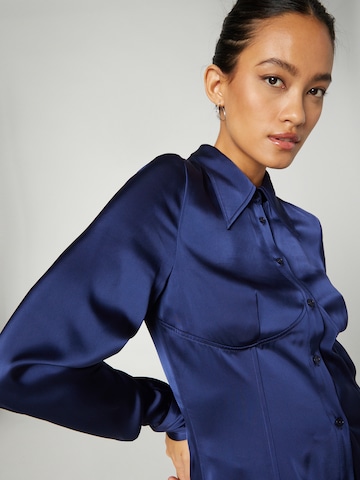 Bella x ABOUT YOU Blouse 'Mary' in Blue