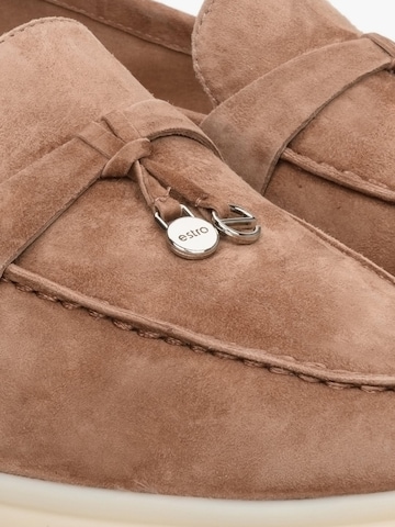 Estro Classic Flats '935-2' in Brown