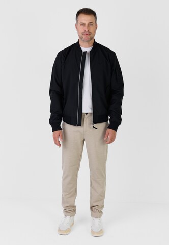 Kleinigkeit Between-Season Jacket in Black