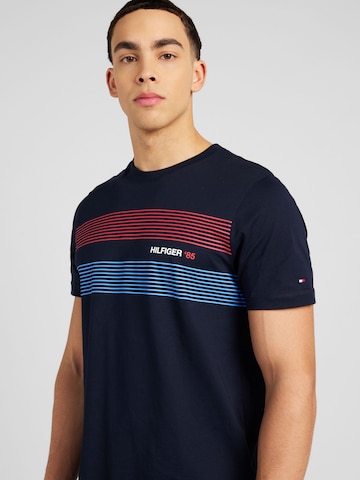 TOMMY HILFIGER Tričko – modrá