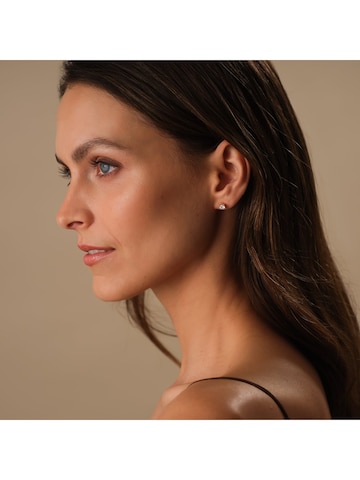 CHRIST Earrings ' ' in Gold: front