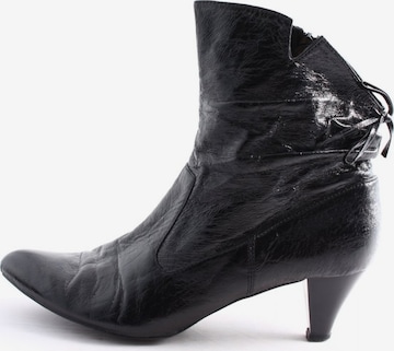 Street Super Shoes Ankle Boots in 40 in Black: front