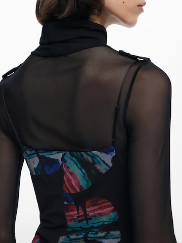 Desigual Платье в Черный