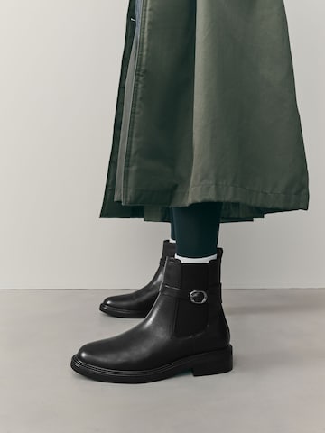 Bottines Next en noir