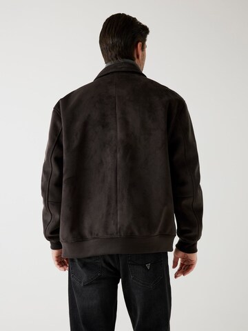 GUESS Between-Season Jacket in Brown