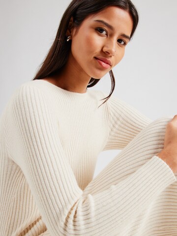 Abito in maglia 'ONLKatia' di ONLY in beige