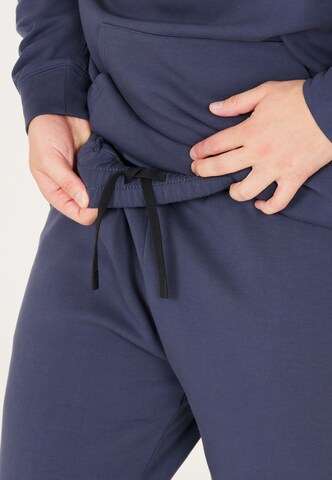 Virtus Tapered Sportbroek 'Taro' in Blauw