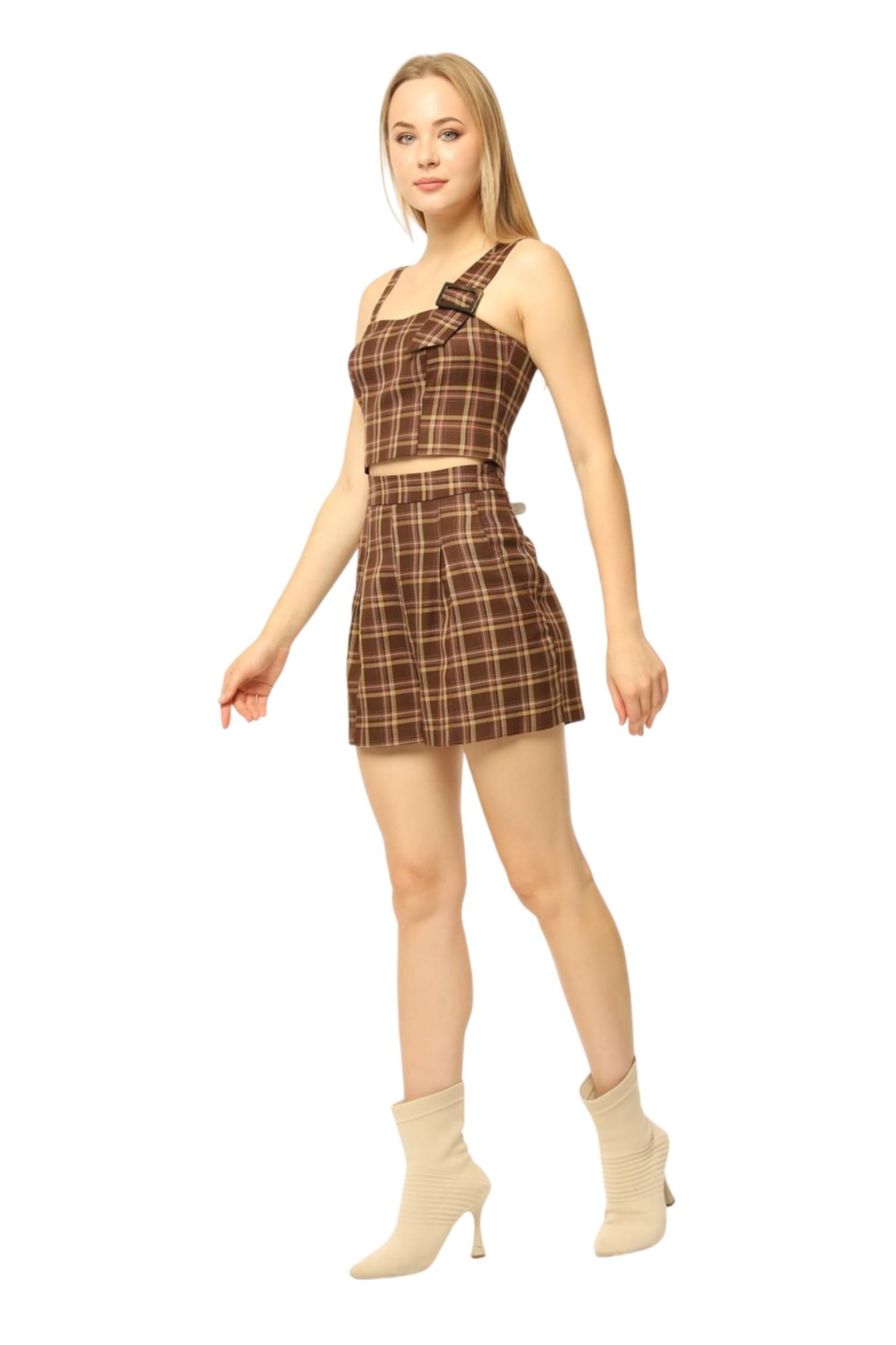 HOME STORE Regular Shorts in Braun: Vorderseite