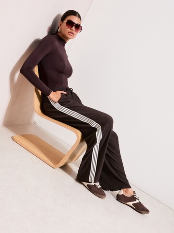 Wide Leg Pantalon Friends Like These en marron