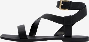 Bershka Sandal i svart