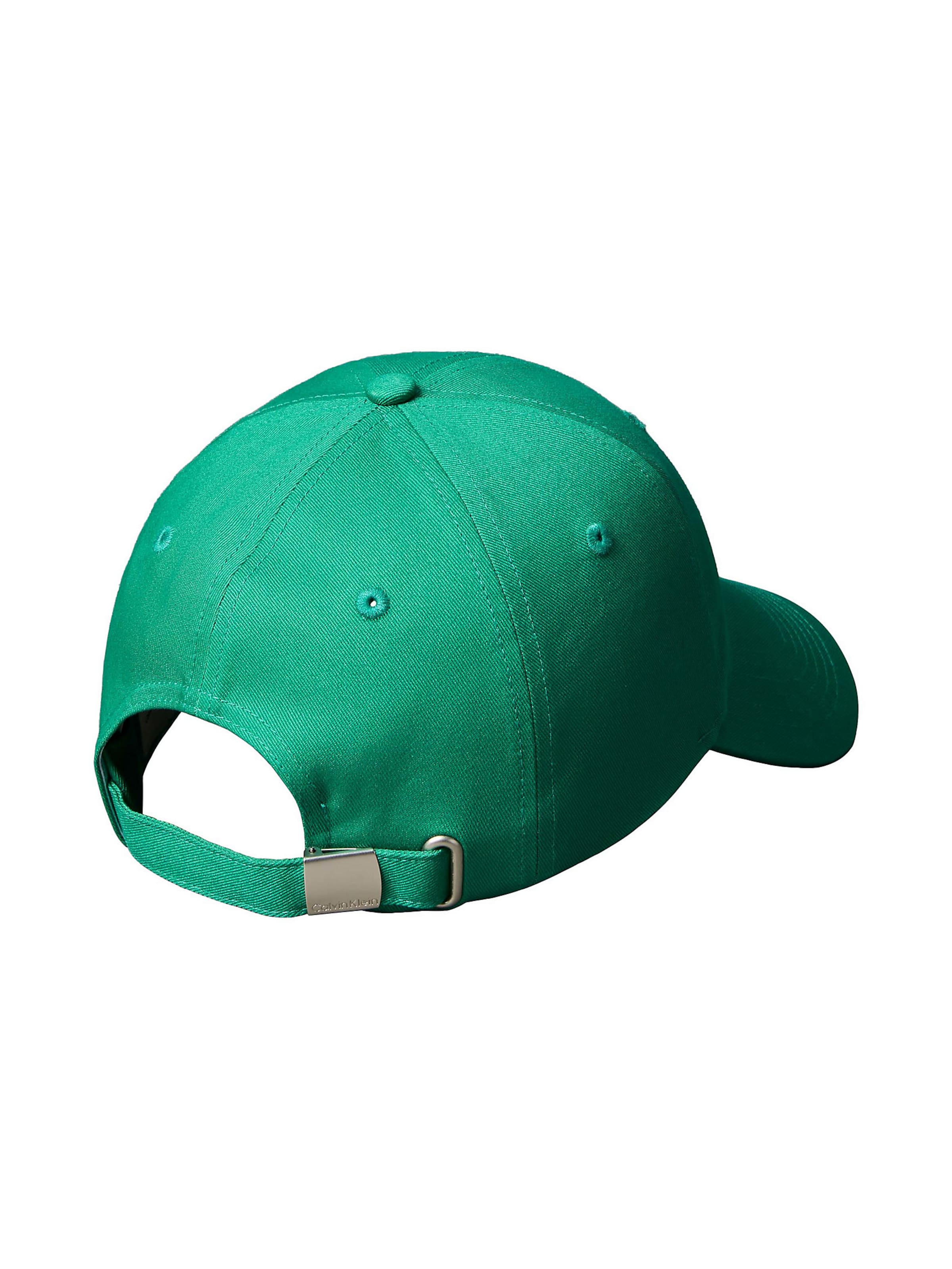 Calvin Klein Cap in Grün