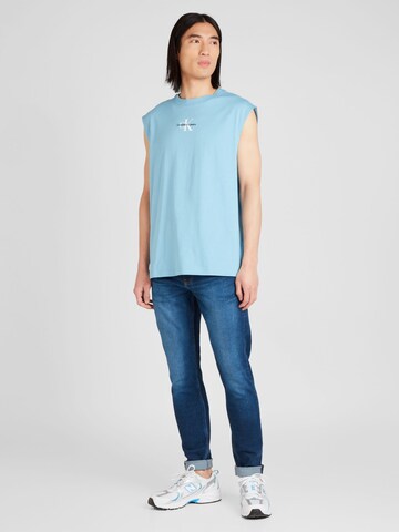 Calvin Klein Jeans - Camiseta en azul