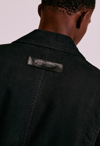 Pull&Bear Between-Season Jacket in Black